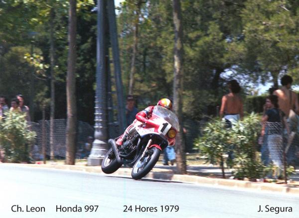 19912_531549256868799_1855101777_n